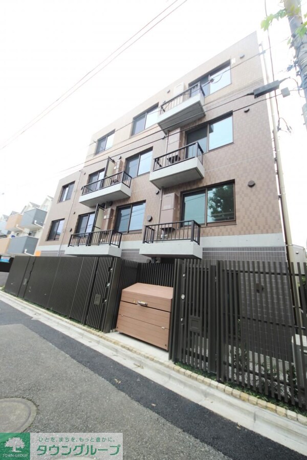 外観(★8月に完成したばかりの新築物件です★)