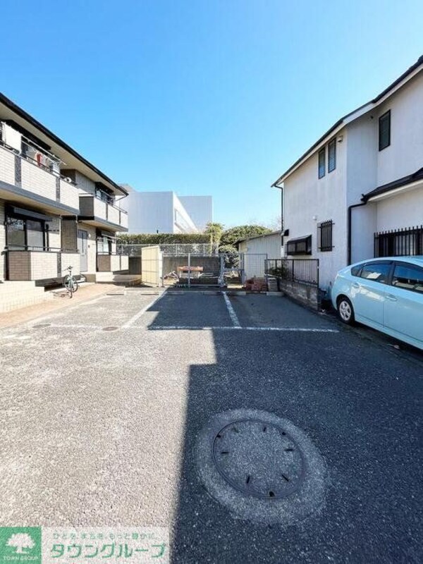 駐車場(駐車場)