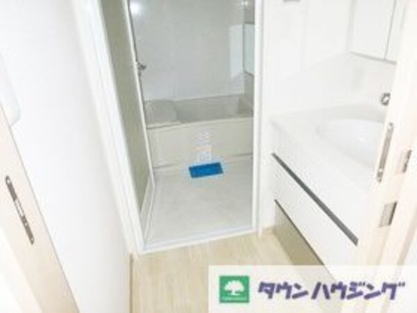 洗面(収納)