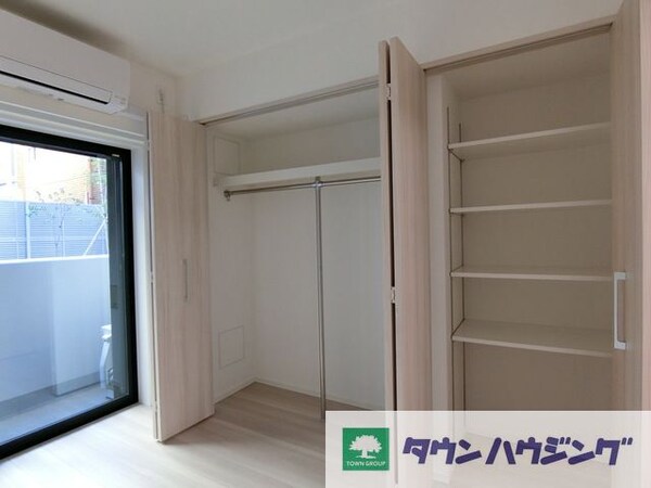 収納(Bタイプ2023年10月撮影 同タイプ101号室の写真です。)
