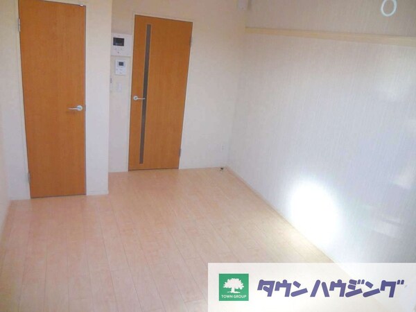 その他室内・内装(10m2以上の間取りがある居室です。)