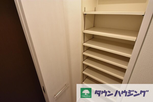 収納(お問合せは(株)タウンハウジングレジデンス事業部【03-…)