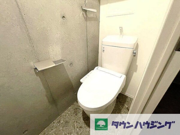 トイレ(お問合せは(株)タウンハウジングレジデンス事業部【03-…)