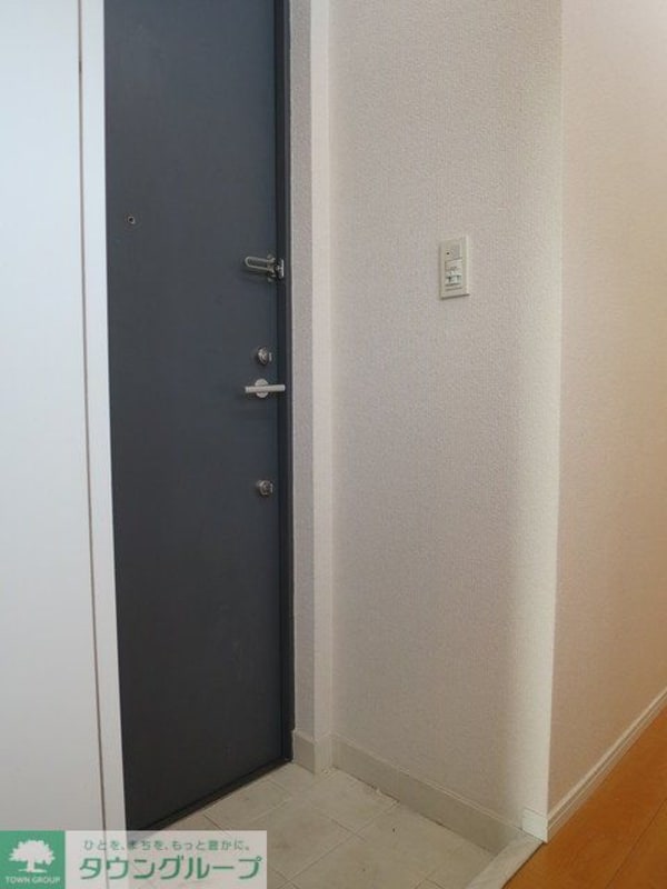 玄関(お部屋探しは株式会社　タウンハウジング　までお気軽にお問合…)