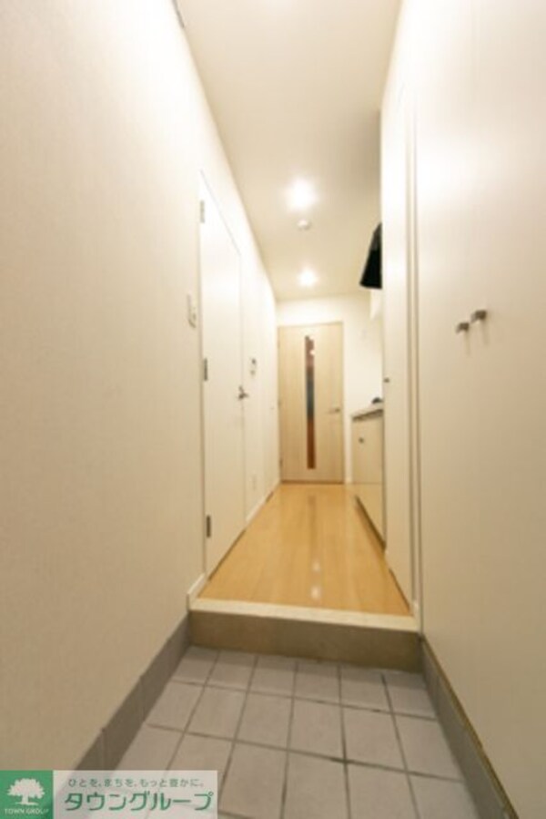 玄関(※写真は同タイプ住戸です。)