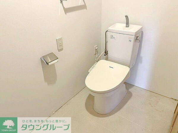 トイレ(お問合せは(株)タウンハウジングレジデンス事業部【03-…)