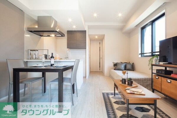 リビング・居室(2021年3月撮影Cタイプ ＭＲ201号室の写真で調度品等…)
