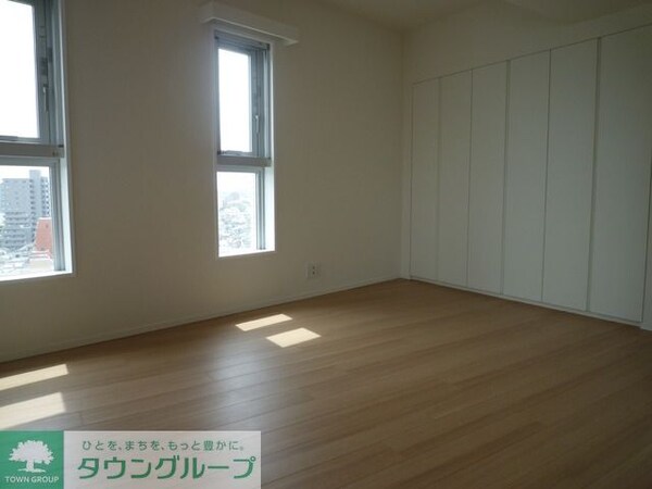 寝室(50Bタイプ2011年5月撮影 同タイプ1202号室の写真…)
