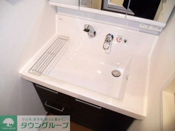 洗面(★洗面台はシャワー水栓です★)