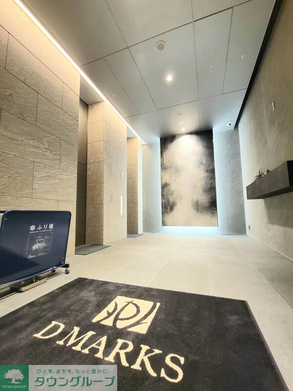 エントランス(２０Fロビー通用エントランス)