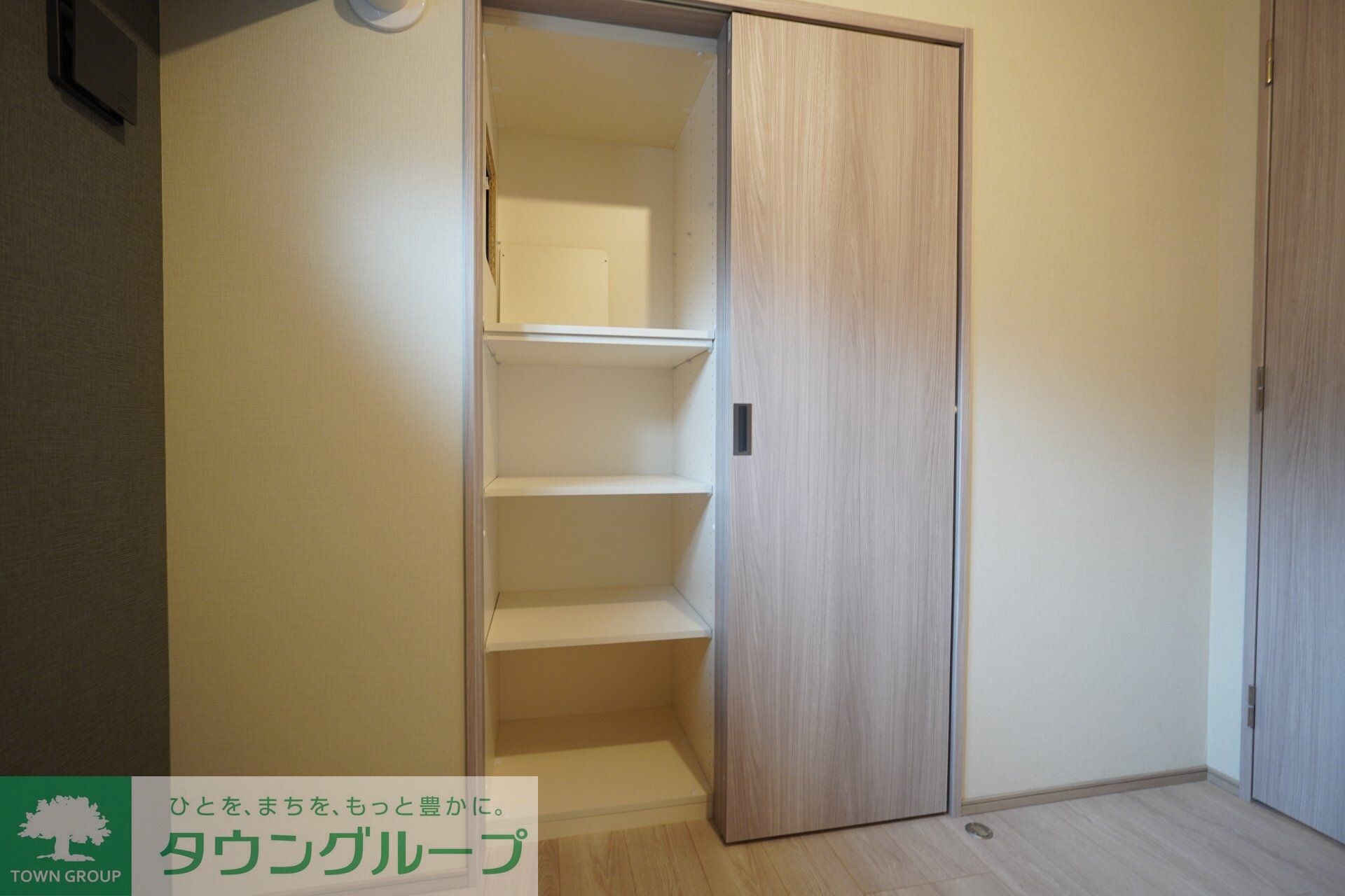 物件内観写真5　(収納)