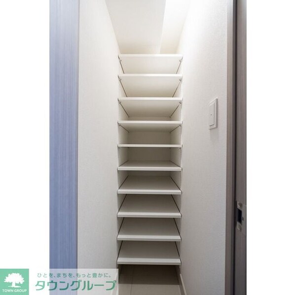 玄関(シューズインクローゼット)