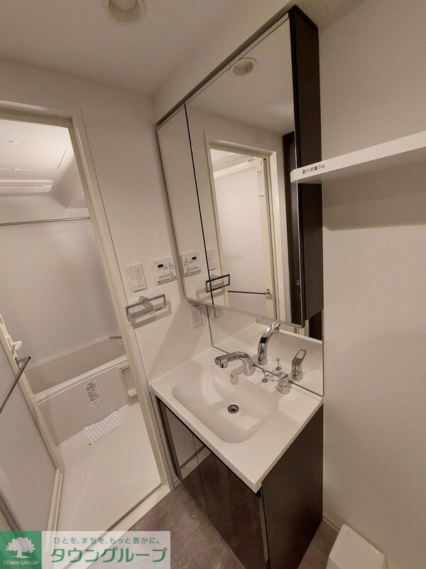 洗面(バス／シャワールーム等)