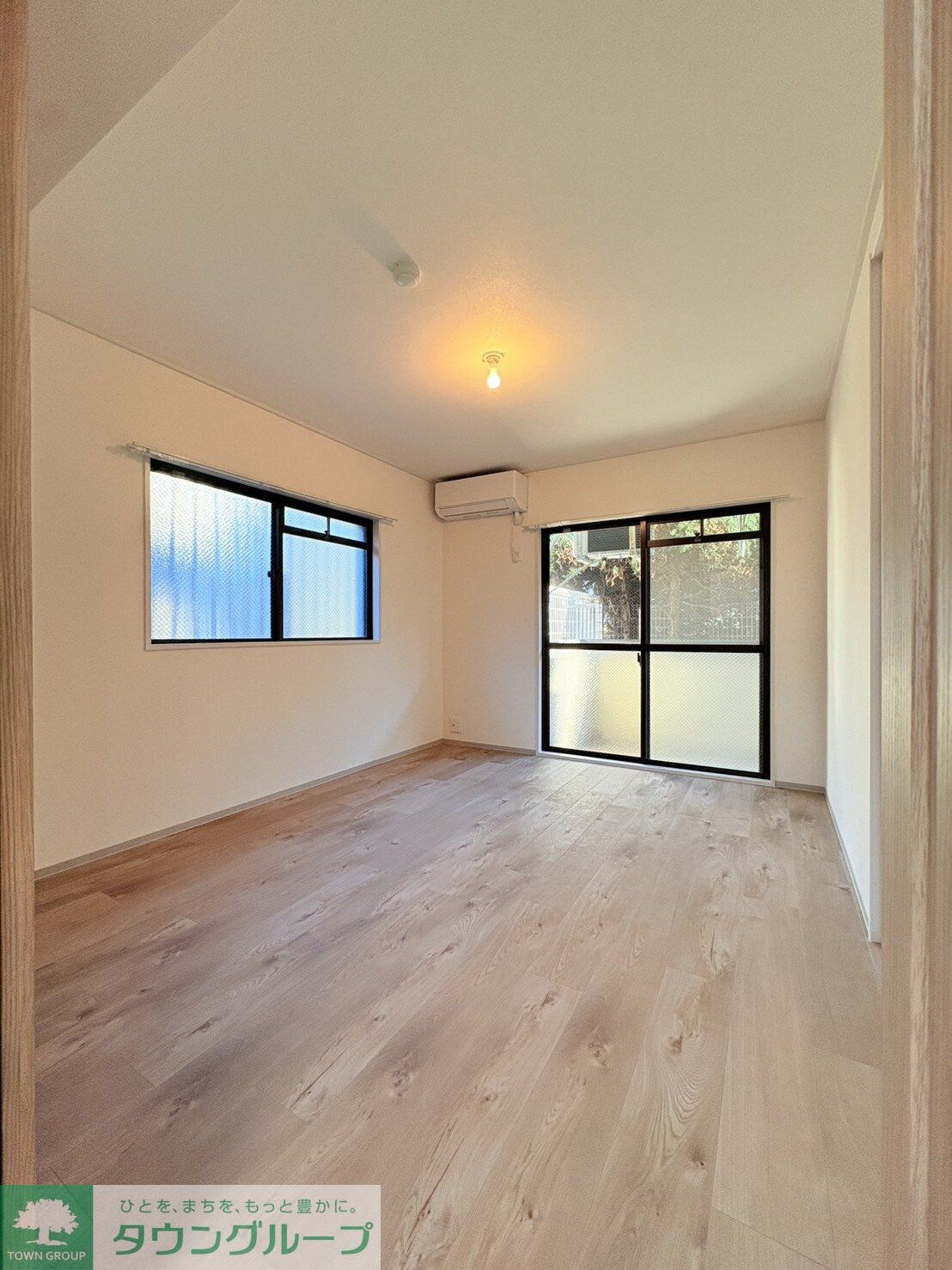 物件内観写真16　(リビング/居室)