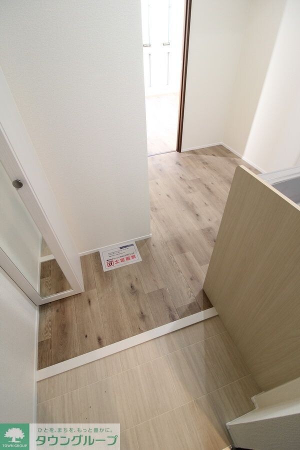 玄関(お部屋探しは株式会社　タウンハウジング　までお気軽にお問合…)
