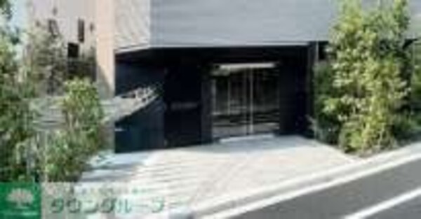 ロビー(駐車場)