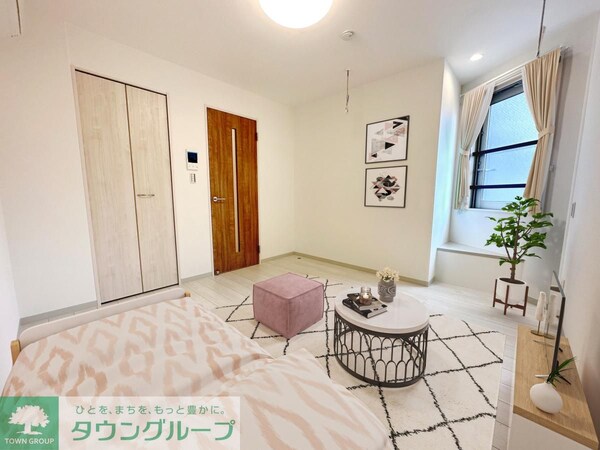 リビング・居室(※家具家電は物件に付帯しません。)