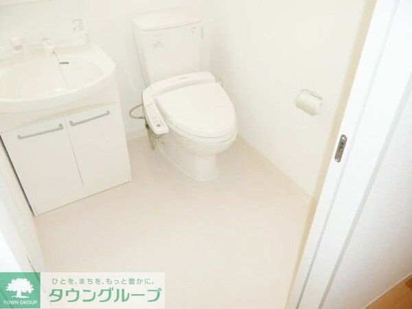 洗面(内見の予約先はタウンハウジング新中野店になります★★)