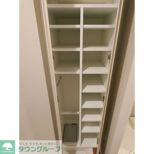玄関(シューズボックス)