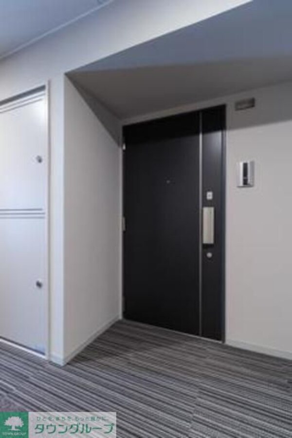 玄関(※写真は同タイプ住戸です。)