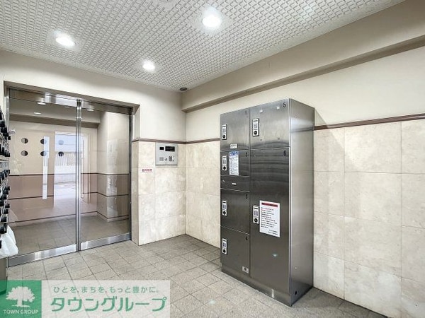 ロビー(部屋探しは株式会社　タウンハウジング　までお気軽にお問合せ…)