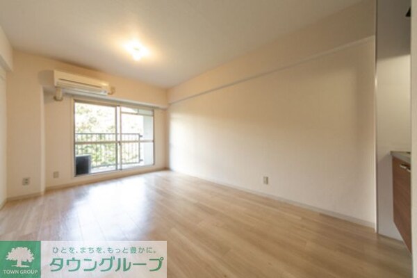 リビング・居室(※写真は同タイプ住戸です。)