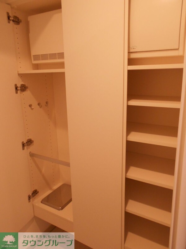 収納(反転タイプのお部屋の写真です☆)