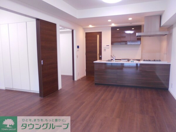 リビング・居室(反転タイプのお部屋の写真です☆)