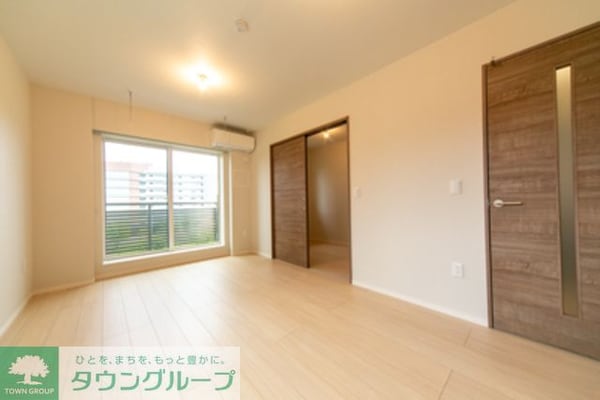 リビング・居室(※写真は同タイプ住戸です。)