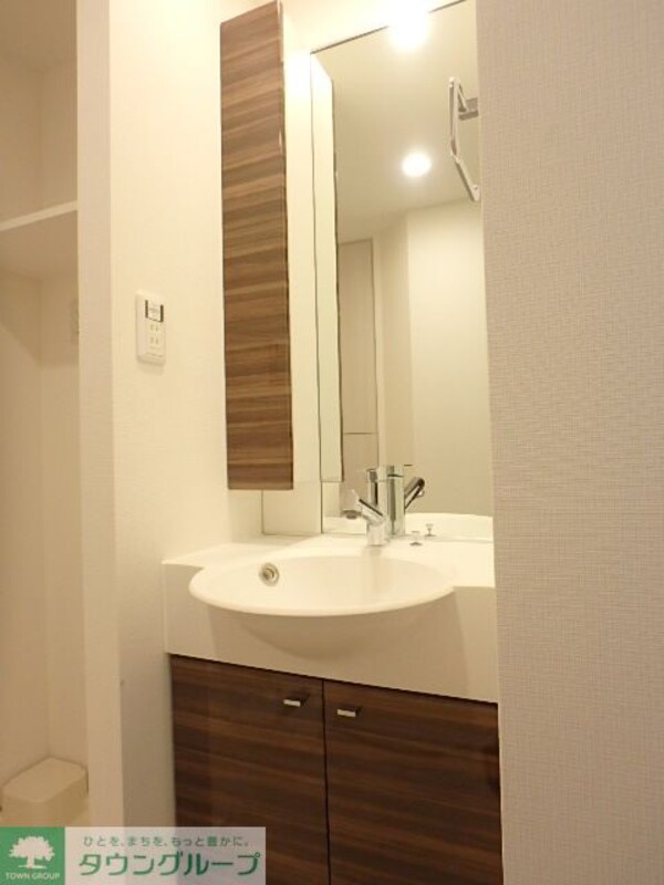 洗面(ハンドシャワー付き独立洗面化粧台)