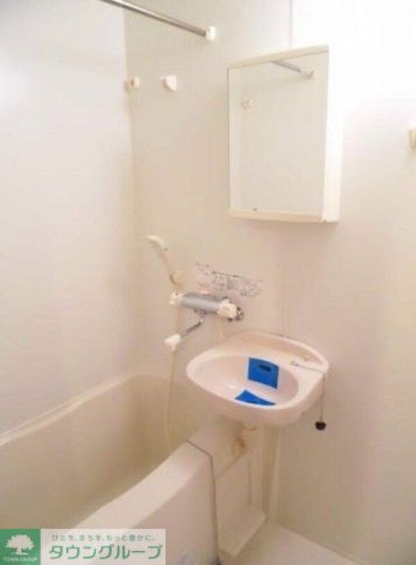 バス／シャワールーム等(洗面)