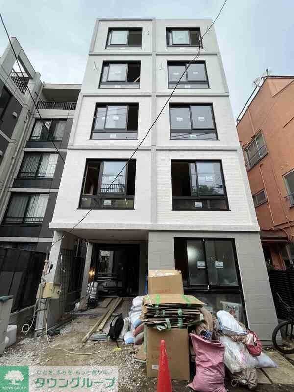 エントランス(部屋探しは株式会社　タウンハウジング　までお気軽にお問合せ…)