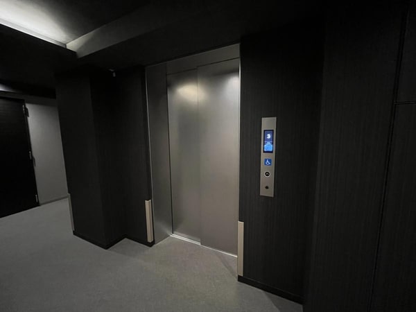 設備(エレベーター)