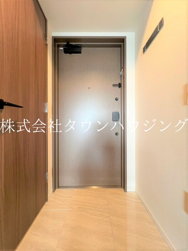 玄関(★タウンハウジング東京取り扱い物件★)