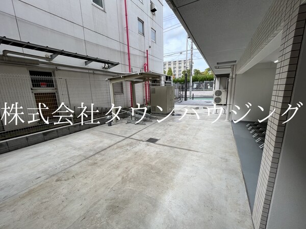 駐車場(駐車場)