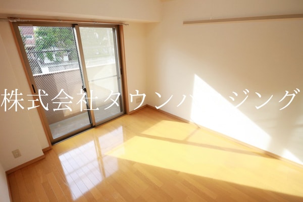 寝室(★タウンハウジング大井町店取り扱い物件★)