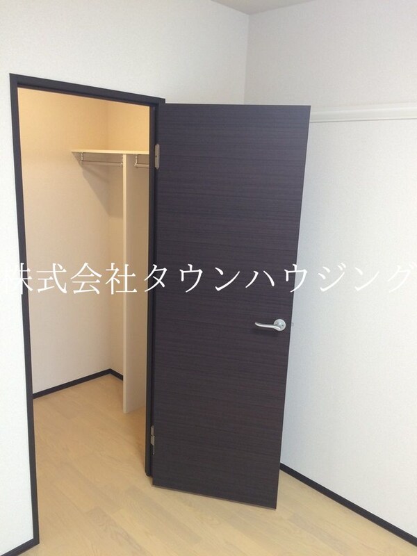 収納(ウォークインクローゼット)