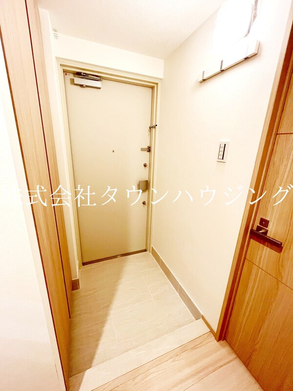 玄関(同施工参考)