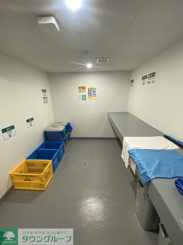 共有部分(ゴミ置き場)