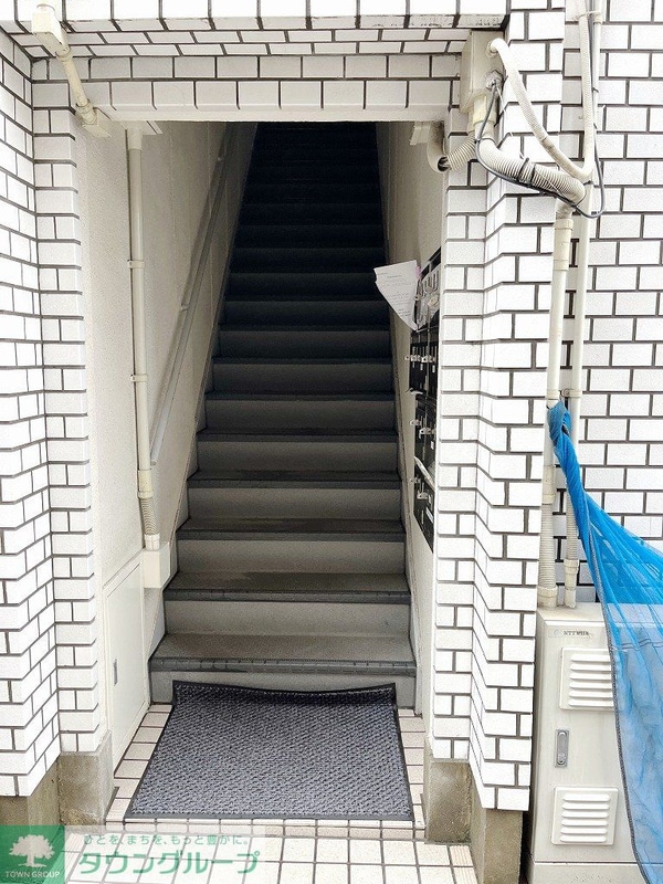 エントランス(エントランス)