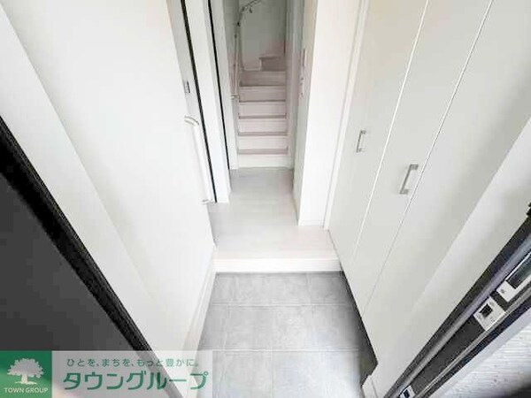 玄関(お部屋探しは株式会社　タウンハウジング　までお気軽にお問合…)