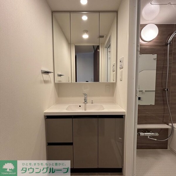 洗面(※写真は同タイプ住戸です。)