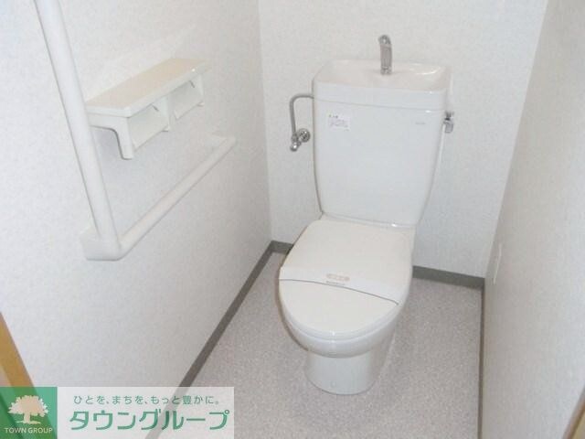 物件内観写真8　(清潔感あるお手洗い)