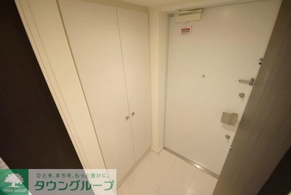 玄関(★先行申込受付中★タウンハウジング目黒店へお問い合わせ下さ…)