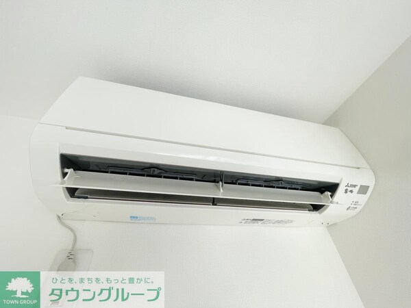 設備(★エアコン完備★※別部屋参考写真)