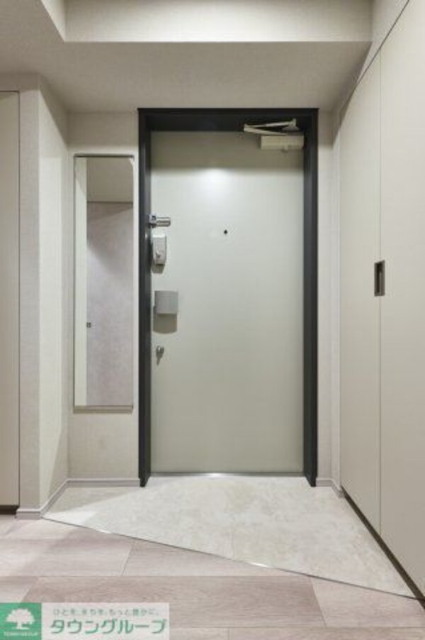 玄関(参考写真)