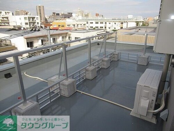 バルコニー(ルーフバルコニー)