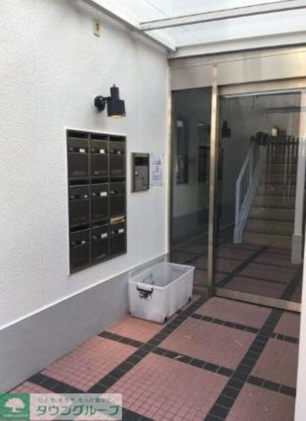 エントランス(エントランス)