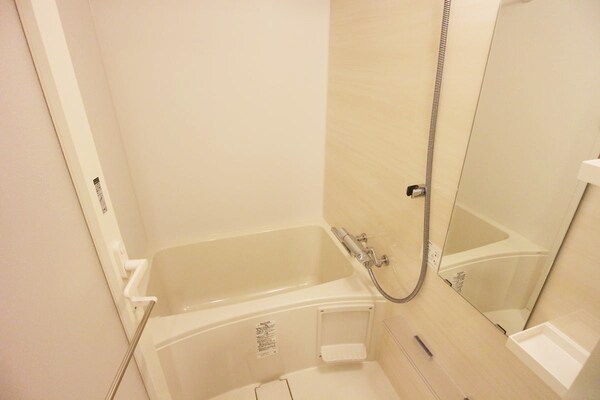 バス／シャワールーム等(バス／シャワールーム等)