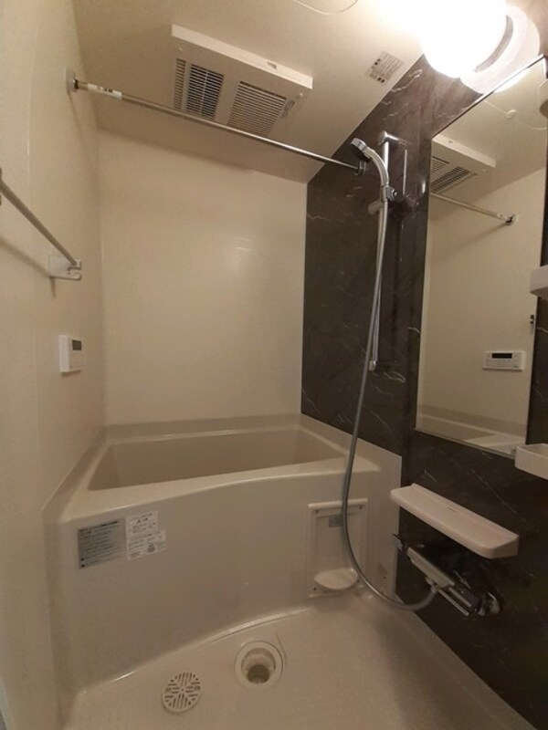 バス／シャワールーム等(バス／シャワールーム等)